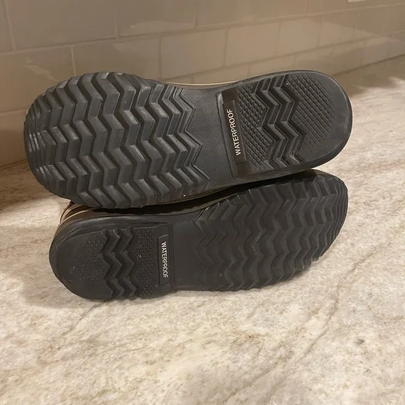 Sorel Boot Size 10 - Picture 5 of 8